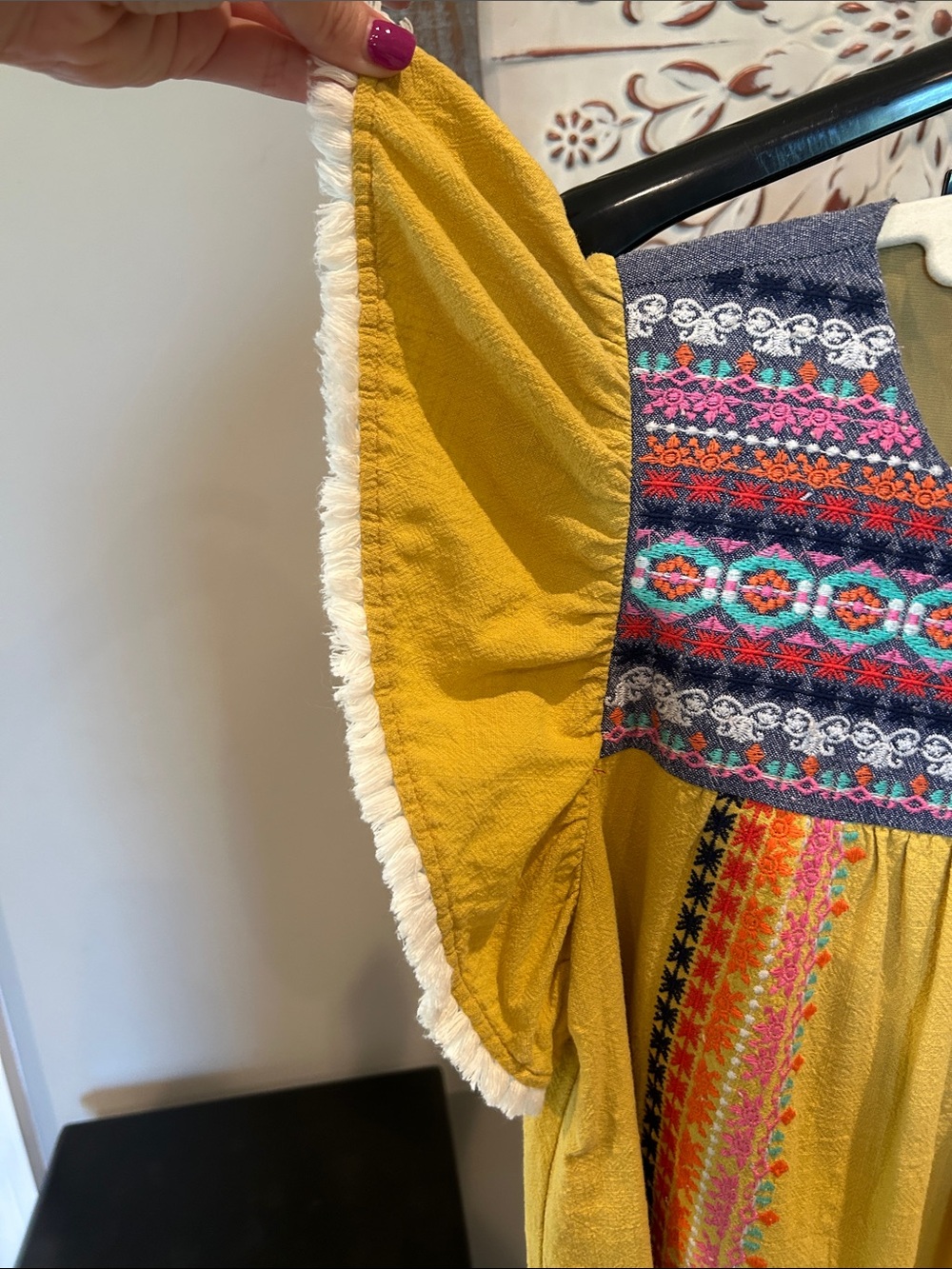 Elizabeth’s Closet Woman’s Size Large /Mustard Yellow Embroidered Dress/ Boho! - Picture 3 of 8